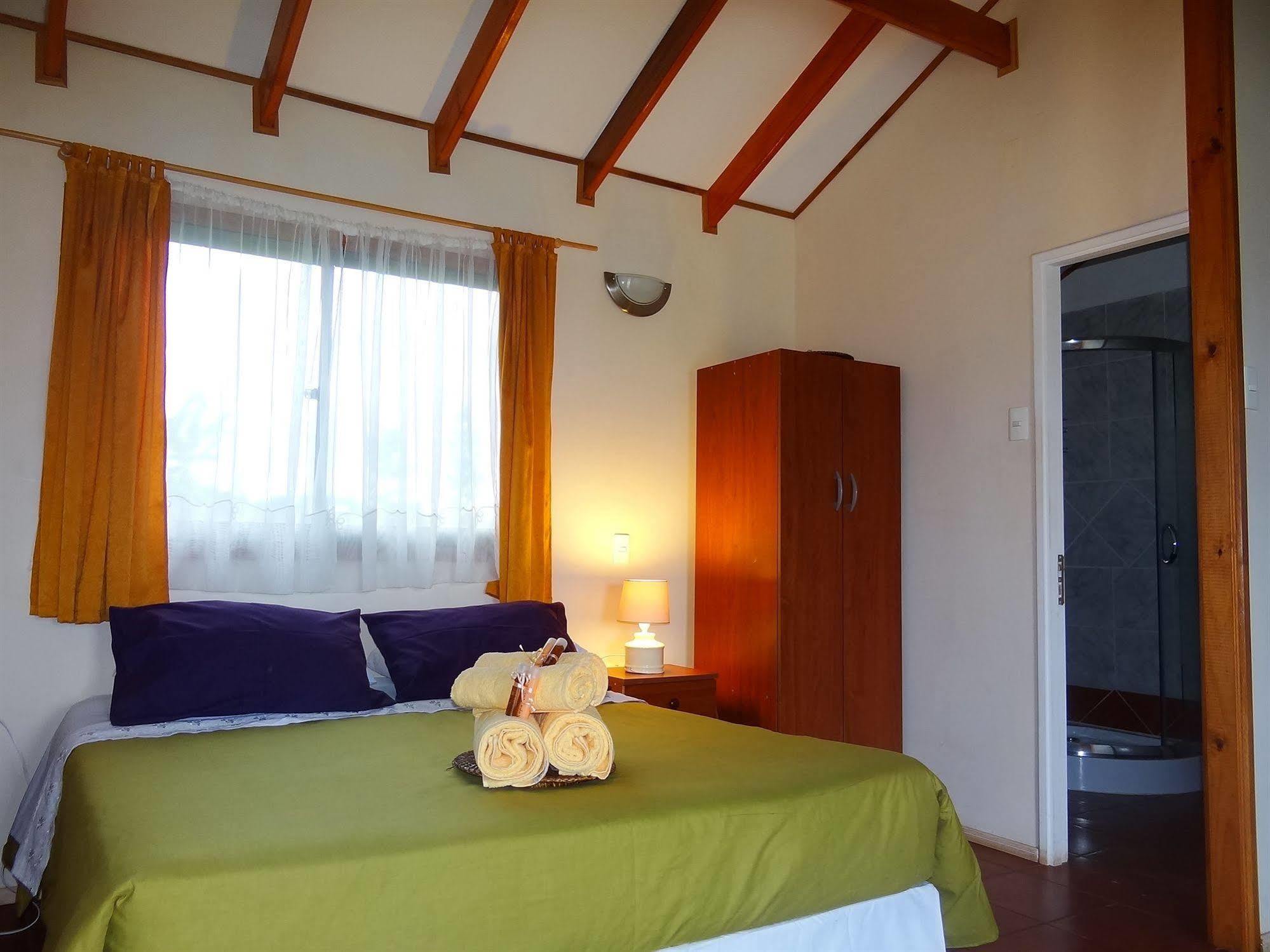 Cabañas Rapa Nui Orito Hanga Roa Exterior foto