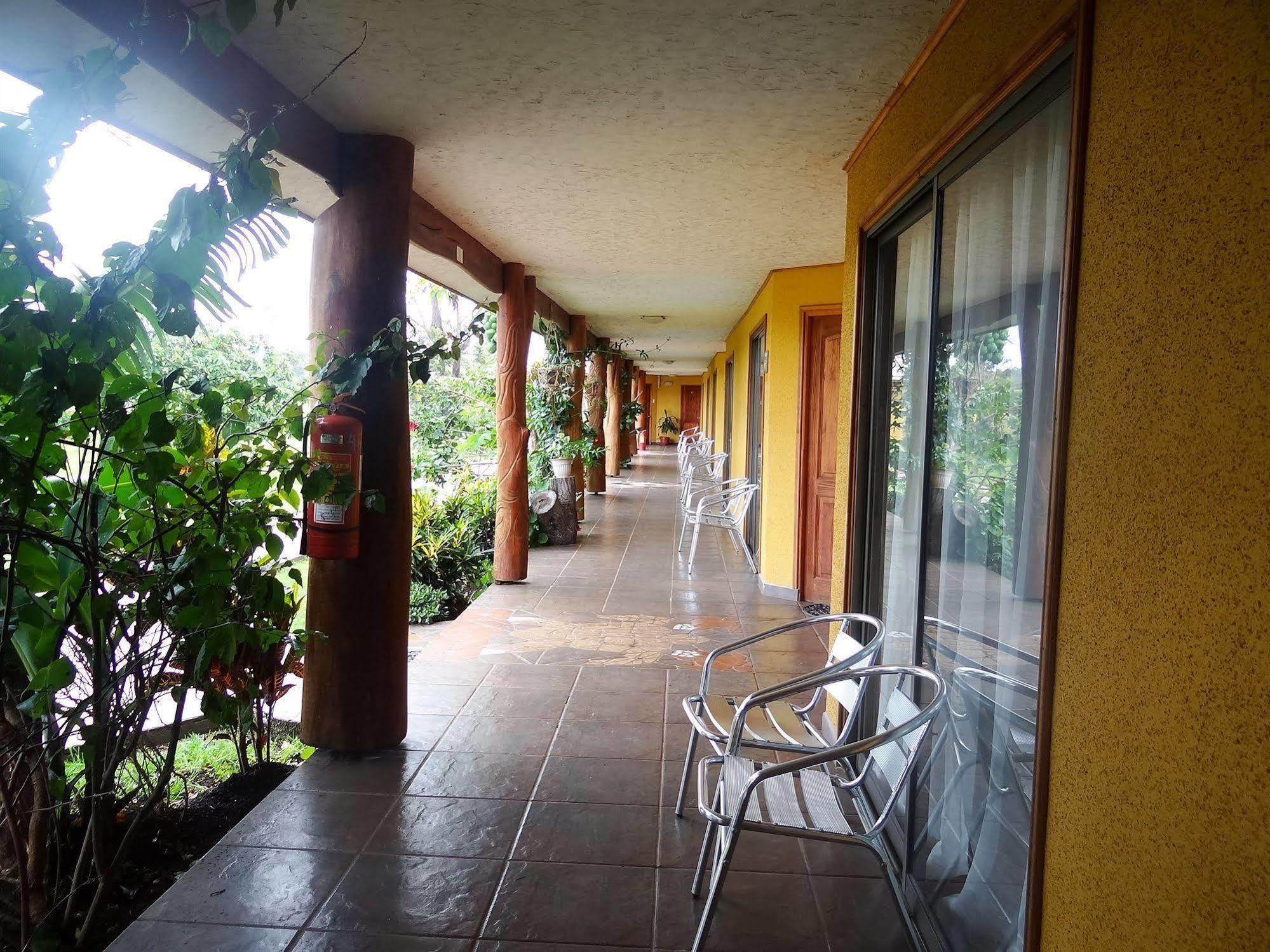 Cabañas Rapa Nui Orito Hanga Roa Exterior foto